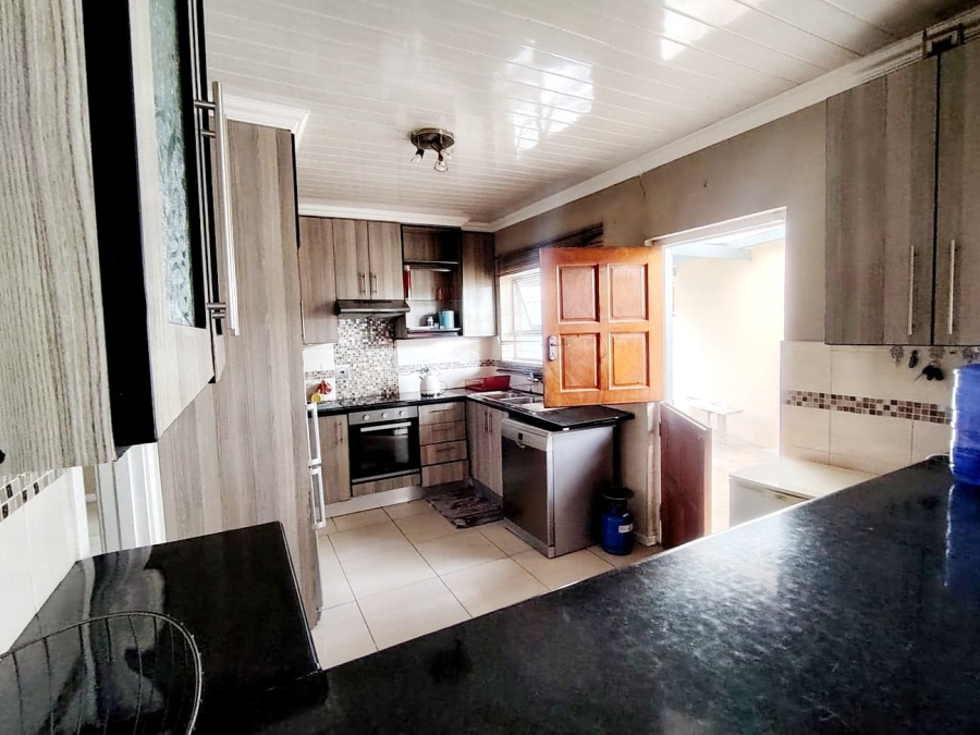 3 Bedroom Property for Sale in Amalinda Eastern Cape